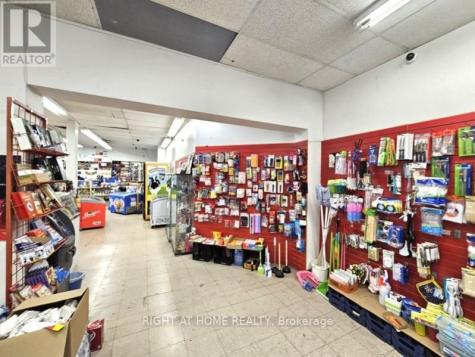 230 Erie Avenue Brantford ON N3S 2H2