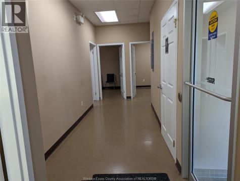 1074 Goyeau Windsor ON N9A 1J1
