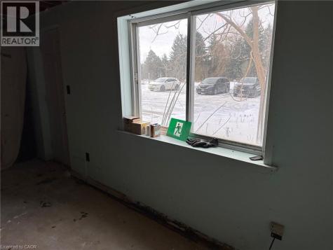 28 Brock Road North Puslinch ON N1H 6H9