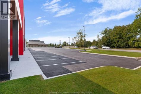 475 Seacliff Drive Kingsville ON N9Y 2K5
