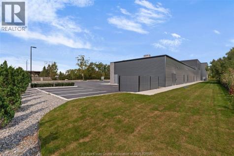 475 Seacliff Drive Kingsville ON N9Y 2K5
