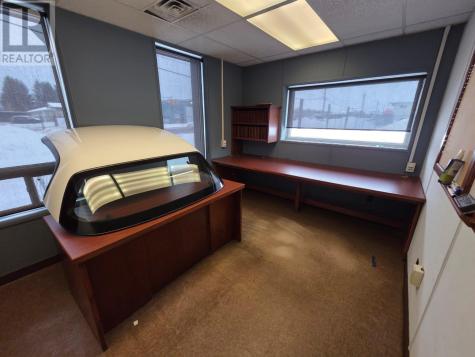 905 Commerce Street S Thunder Bay ON P7E 6E8