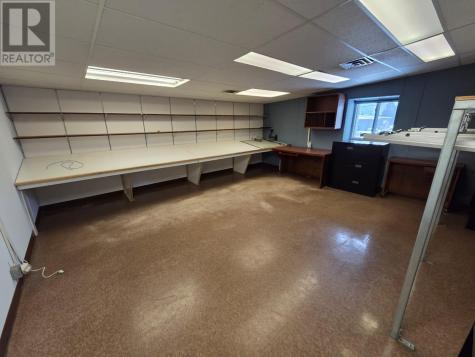905 Commerce Street S Thunder Bay ON P7E 6E8