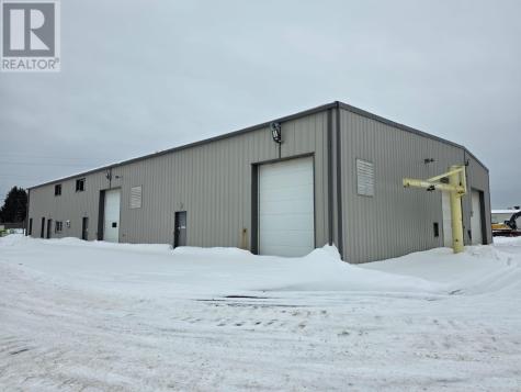 905 Commerce Street S Thunder Bay ON P7E 6E8