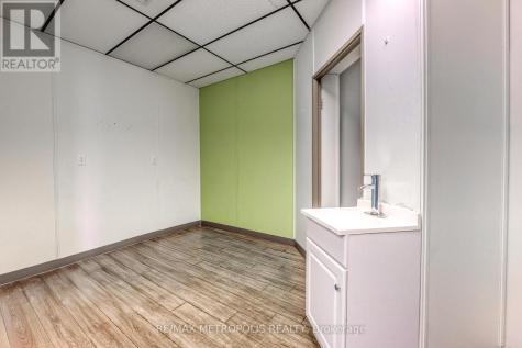 373 Vidal Street South Sarnia ON N7T 2V3