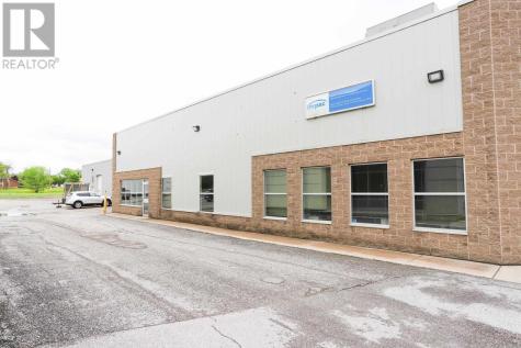 428 Pim Street Sault Ste. Marie ON P6B 2V1