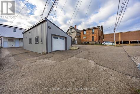 20 Cat Alley Tillsonburg ON N4G 0C8