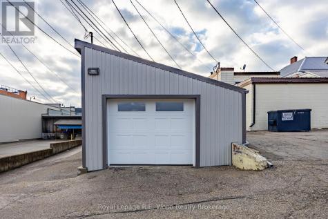 20 Cat Alley Tillsonburg ON N4G 0C8