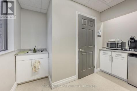 2695 Hamilton Road Sarnia ON N0N 1C0