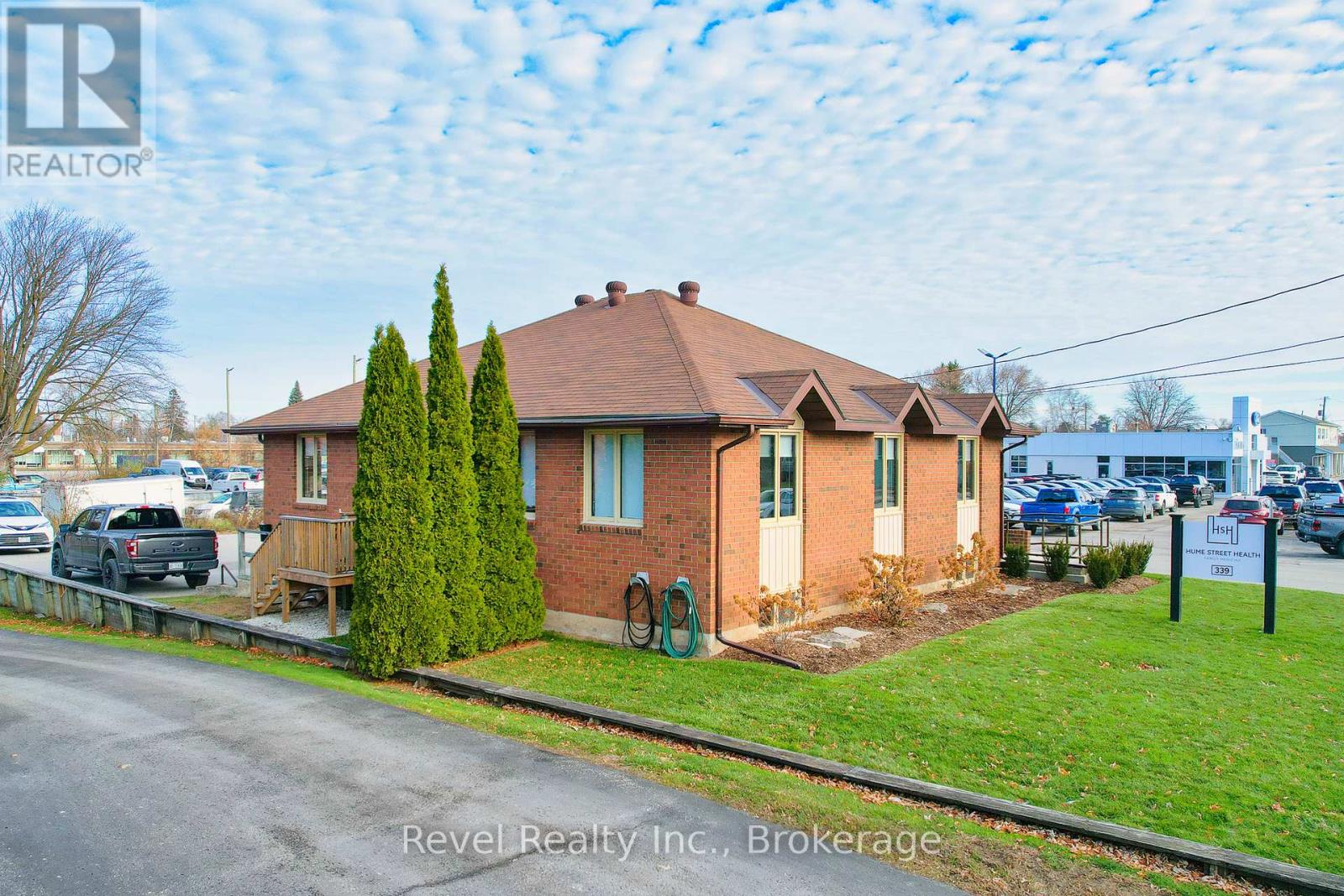 339 Hume Street Collingwood ON L9Y 1W4