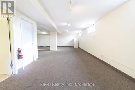 339 Hume Street Collingwood ON L9Y 1W4