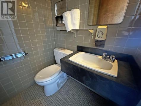 1805 Arthur Street|second Floor Thunder Bay ON P7E 2R6