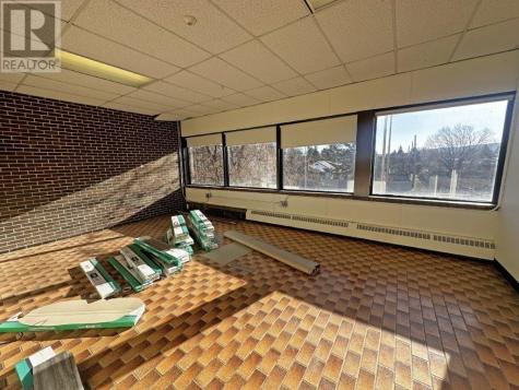 1805 Arthur Street|second Floor Thunder Bay ON P7E 2R6