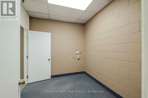 945 3rd Avenue East Owen Sound ON N4K 2K8