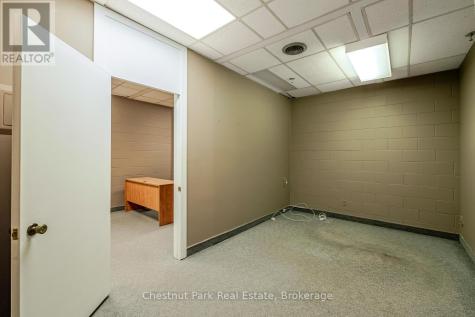 945 3rd Avenue East Owen Sound ON N4K 2K8