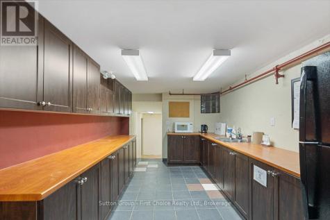 107 Erie Street Stratford ON N5A 2M5