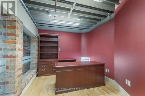 107 Erie Street Stratford ON N5A 2M5