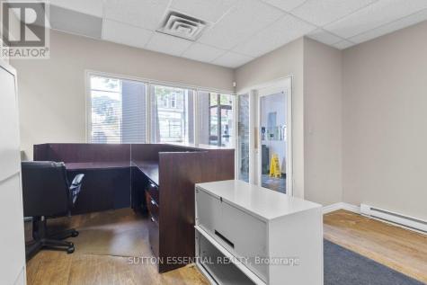 27 King Street East Brockville ON K6V 1A7