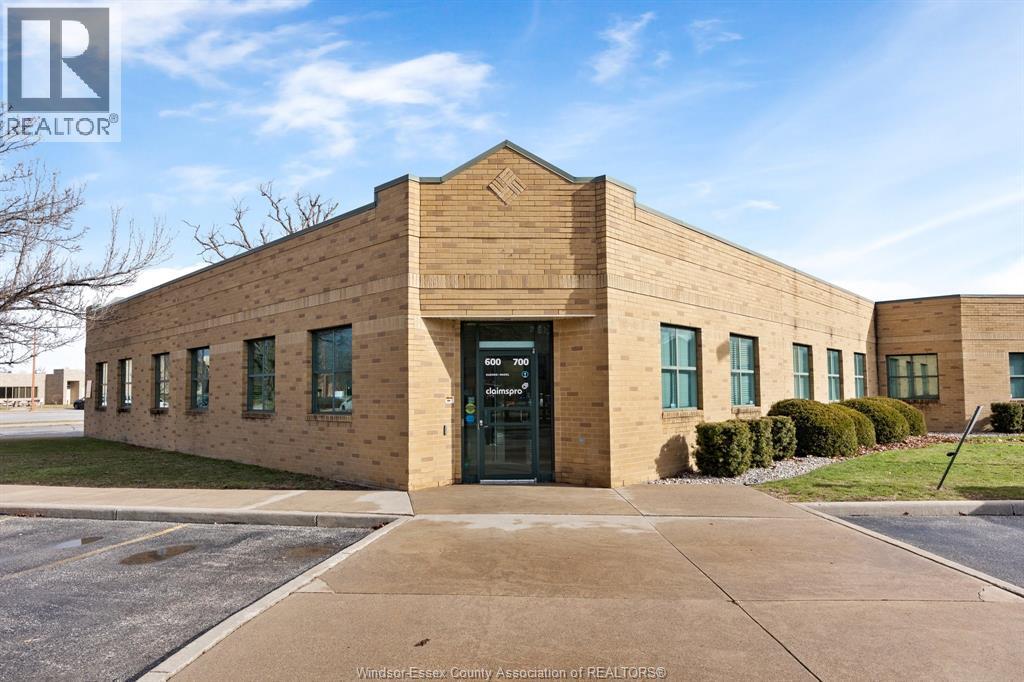 3100 Temple Drive Windsor ON N8W 5J6