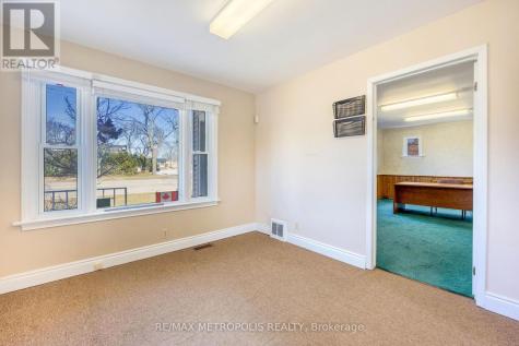 855 Exmouth Street Sarnia ON N7T 5R3