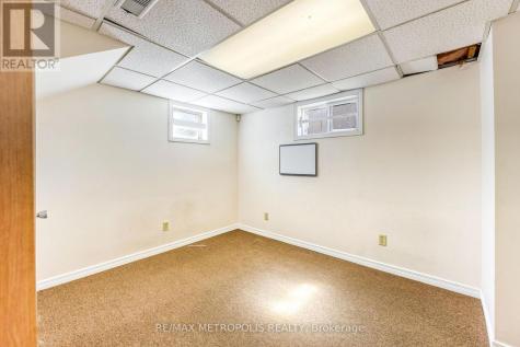 855 Exmouth Street Sarnia ON N7T 5R3