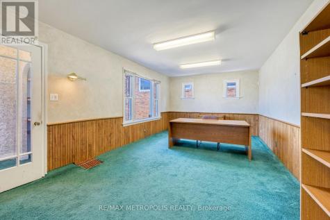 855 Exmouth Street Sarnia ON N7T 5R3