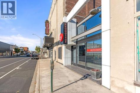1570 Wyandotte East Windsor ON N9A 3L3