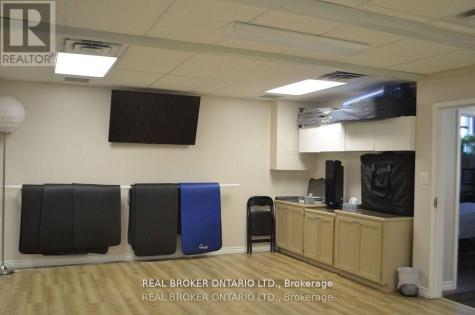 213 Horseshoe Valley Road East Oro-medonte ON L0K 1E0