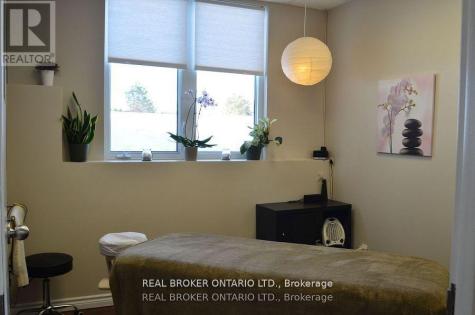 213 Horseshoe Valley Road East Oro-medonte ON L0K 1E0