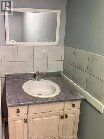 1395 Tecumseh Road East Windsor ON N8W 2B9