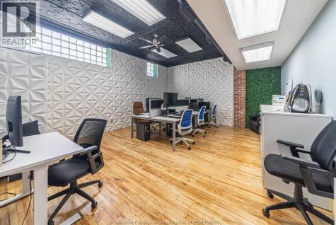 4769 Wyandotte Street East Windsor ON N8Y 1H8