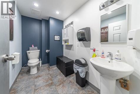 4769 Wyandotte Street East Windsor ON N8Y 1H8