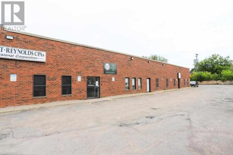 126 Queen Street E # 5 Sault Ste. Marie ON P6A 1Y5