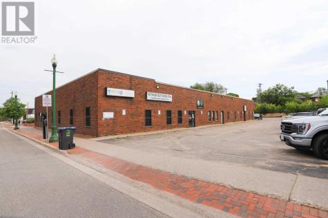 126 Queen Street E # 5 Sault Ste. Marie ON P6A 1Y5