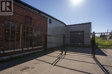 Unit 2 142 Cumberland Street Thunder Bay ON P7A 4M2
