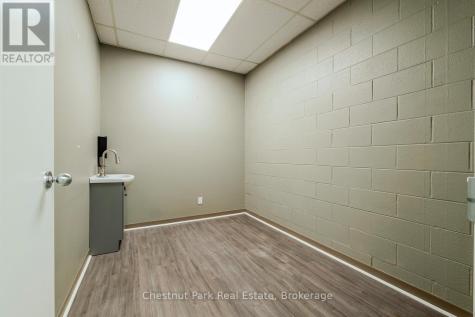 945 3rd Avenue East Owen Sound ON N4K 2K8