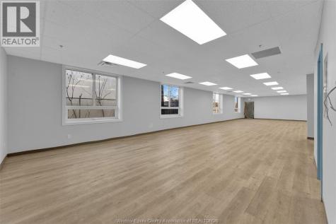 3324 Marentette Avenue Windsor ON N9G 1Z9
