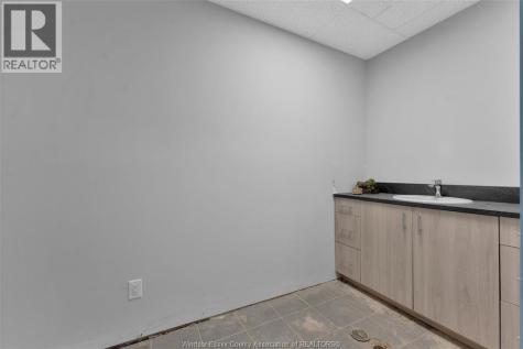 3324 Marentette Avenue Windsor ON N9G 1Z9
