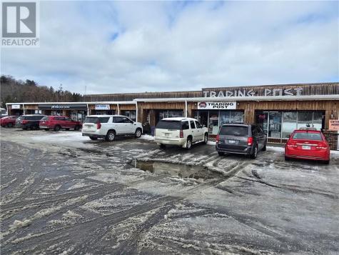 14 Oakland Boulevard Elliot Lake ON P5A 2T1