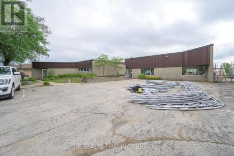 11 Barrie Boulevard St. Thomas ON N5P 4B9