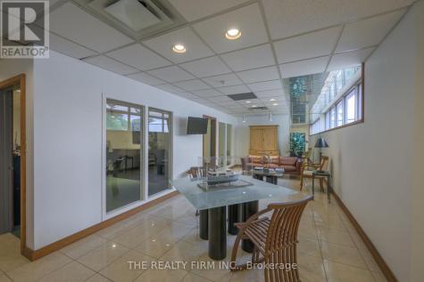 11 Barrie Boulevard St. Thomas ON N5P 4B9