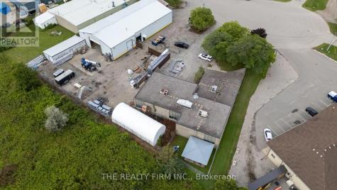 11 Barrie Boulevard St. Thomas ON N5P 4B9