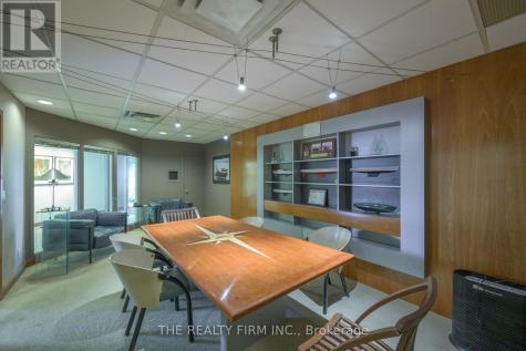 11 Barrie Boulevard St. Thomas ON N5P 4B9