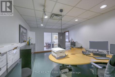 11 Barrie Boulevard St. Thomas ON N5P 4B9