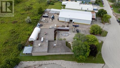 11 Barrie Boulevard St. Thomas ON N5P 4B9