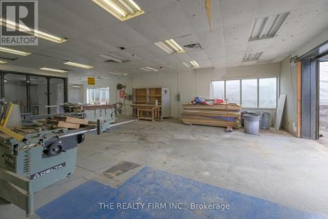 11 Barrie Boulevard St. Thomas ON N5P 4B9