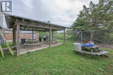 11 Barrie Boulevard St. Thomas ON N5P 4B9