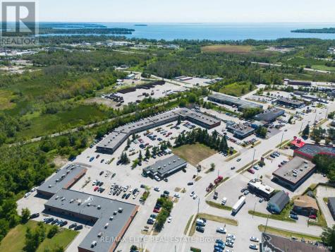 208 & 210 Memorial Avenue Orillia ON L3V 7V1