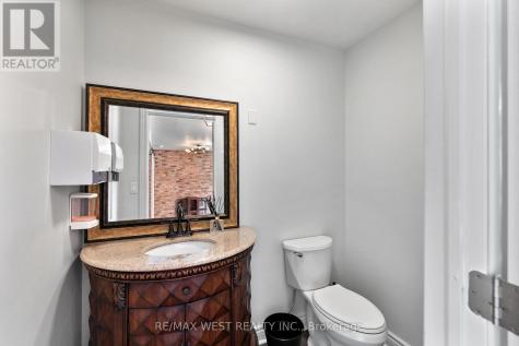 839 Erie Street East Windsor ON N9A 3Y5