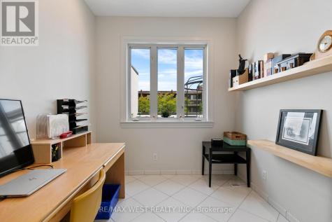 839 Erie Street East Windsor ON N9A 3Y5